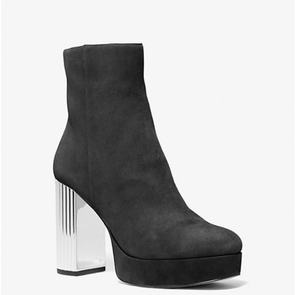 Michael Kors Porter Suede platform boots sz.8.5